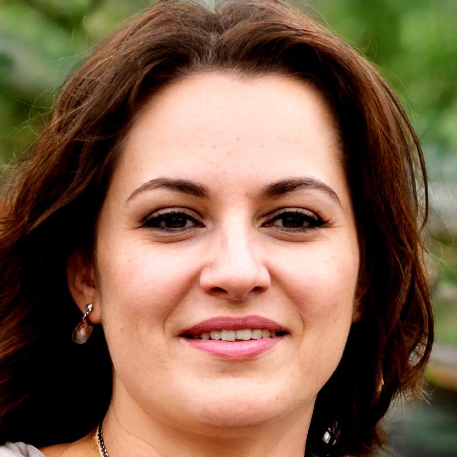 Rebecca Chen, Technical Analysis Specialist